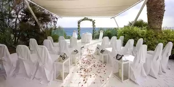 Grecian Sands hotel